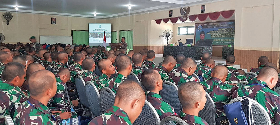 PELATIHAN TNI MENJADI GURU