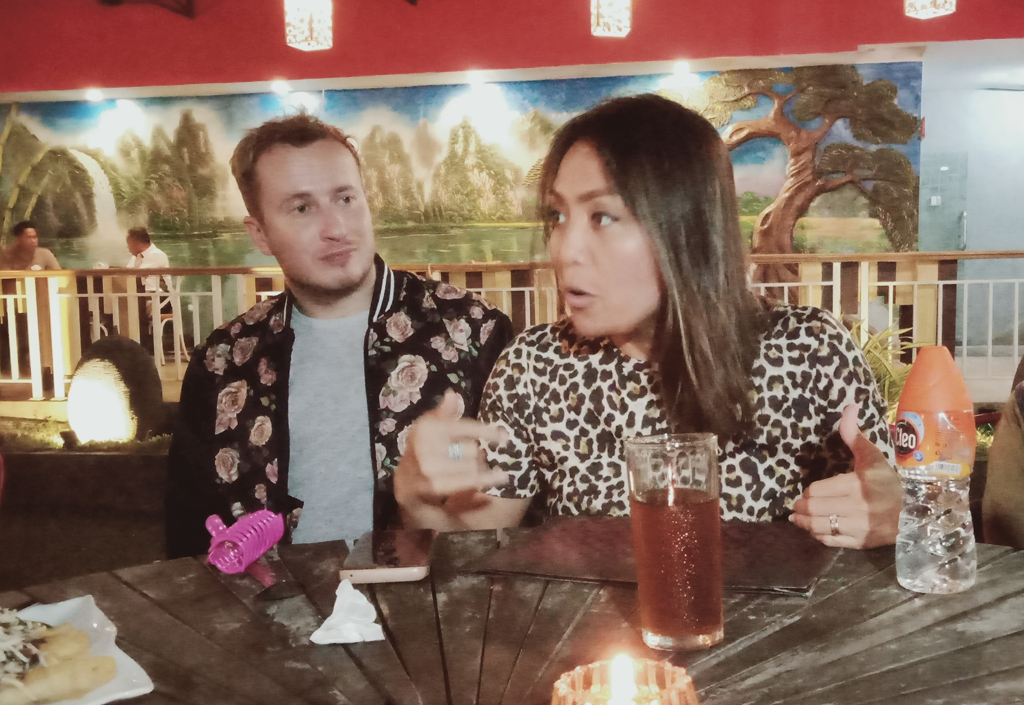 Pemerintah Inggris melakukan kerja sama dengan Pemprov Sulsel, di bidang sains, penelitian, pendidikan dan lingkungan lewat Wallacea Week.