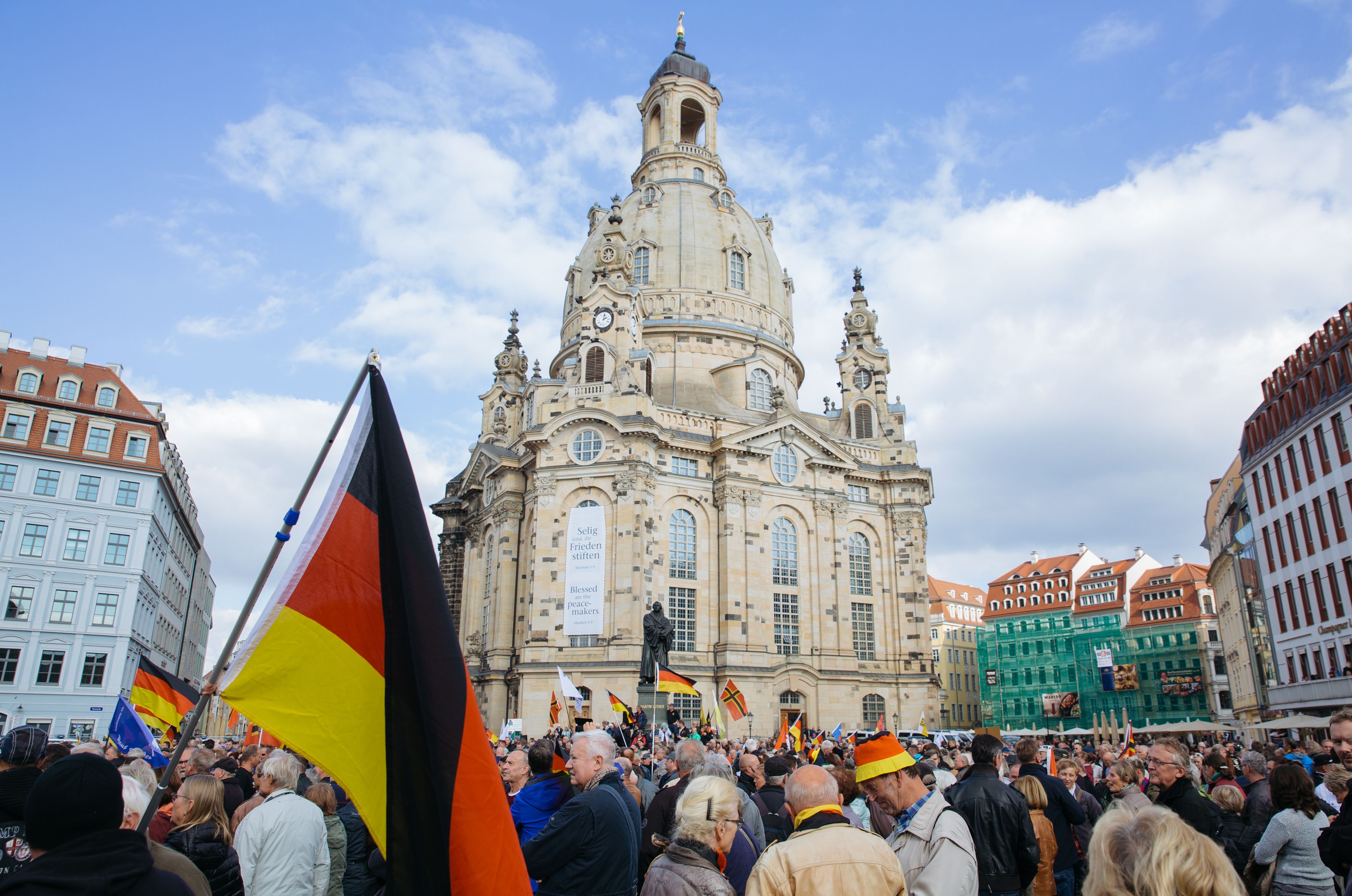gerakan PEGIDA anti-Islam  menggelar unjuk rasa menandai peringatan empat tahun  gerakan di Dresden, Jerman timur pada 21 Oktober 2018