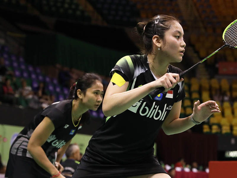 Ganda putri Ni Ketut Mahadewi Istarani/Tania Oktaviani Kusumah 