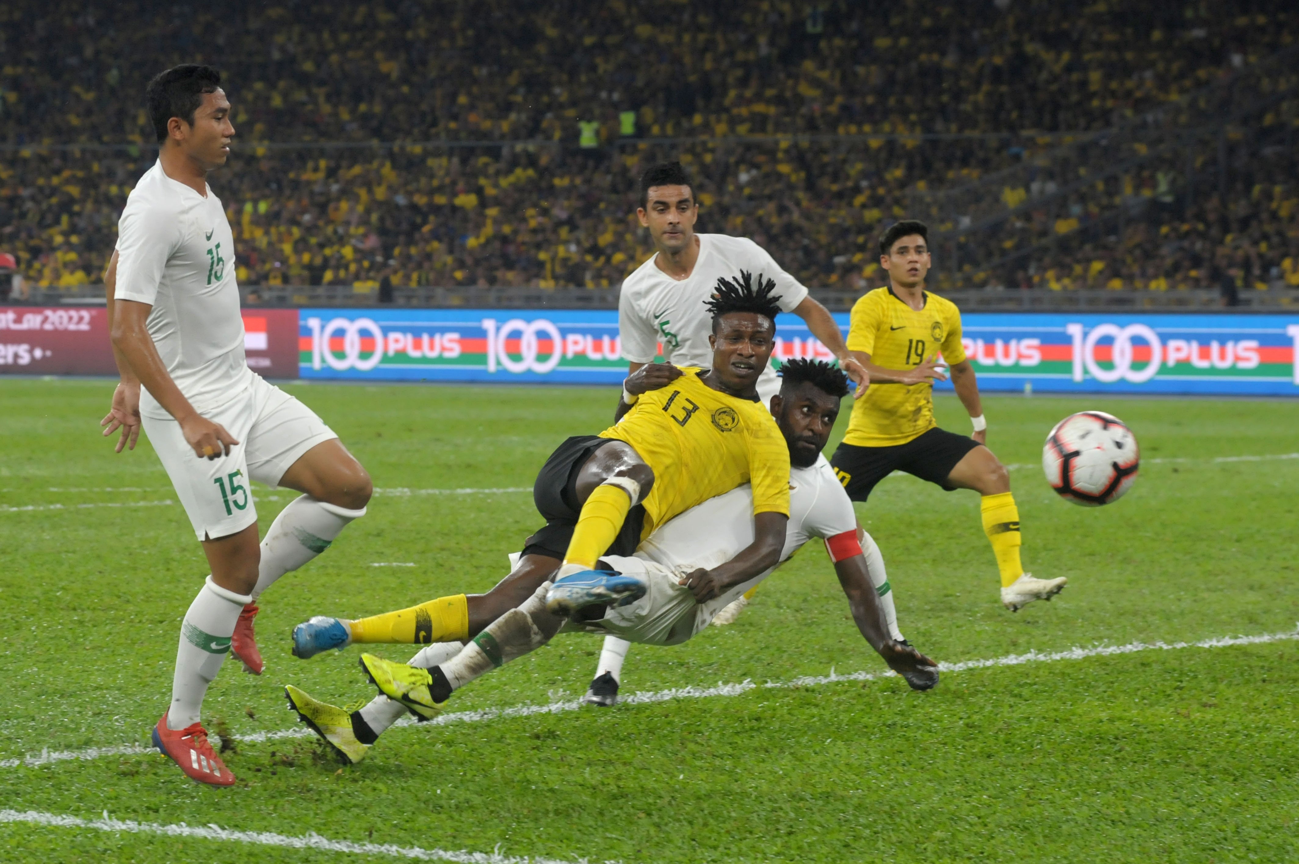 Detik-detik kekalahan Timnas Indonesia dari Malaysia saat pertandingan kualifikasi Piala Dunia 2022 Grup G Zona Asia di Stadion Bukit Jalil