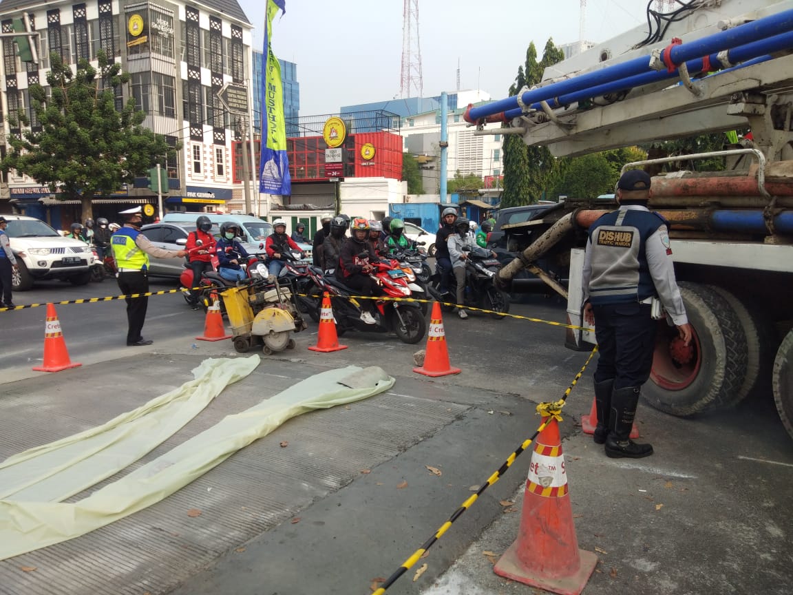 Pengecoran Jalan Sebabkan Macet di Sejumlah Titik di Jakarta