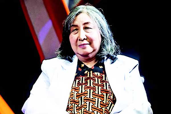 Prof Dr dr Damayanti Rusli Sjarif SpA(K).