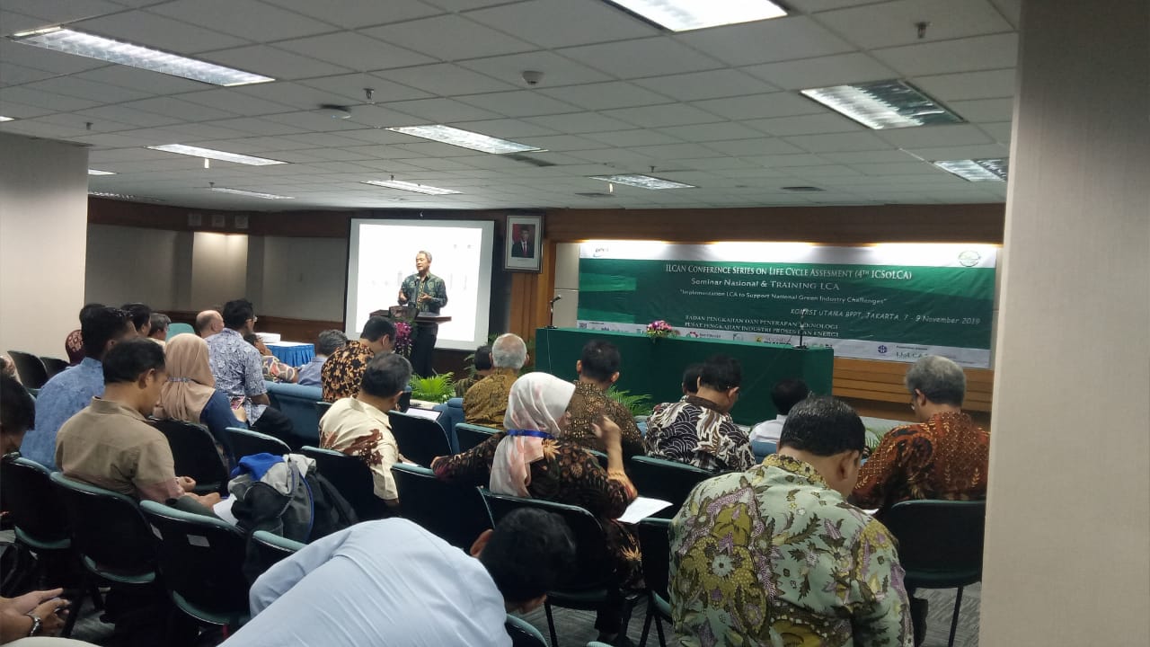 Sigit Reliantoro dari Sekretariat Proper Kementerian Lingkungan Hidup dan Kehutanan saat memberikan pidato kunci di BPPT, Kamis (7/11/2019)