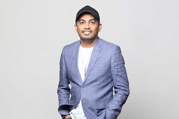 Glenn Fredly Rayakan Ambon Jadi Kota Musik di Konser Tulus