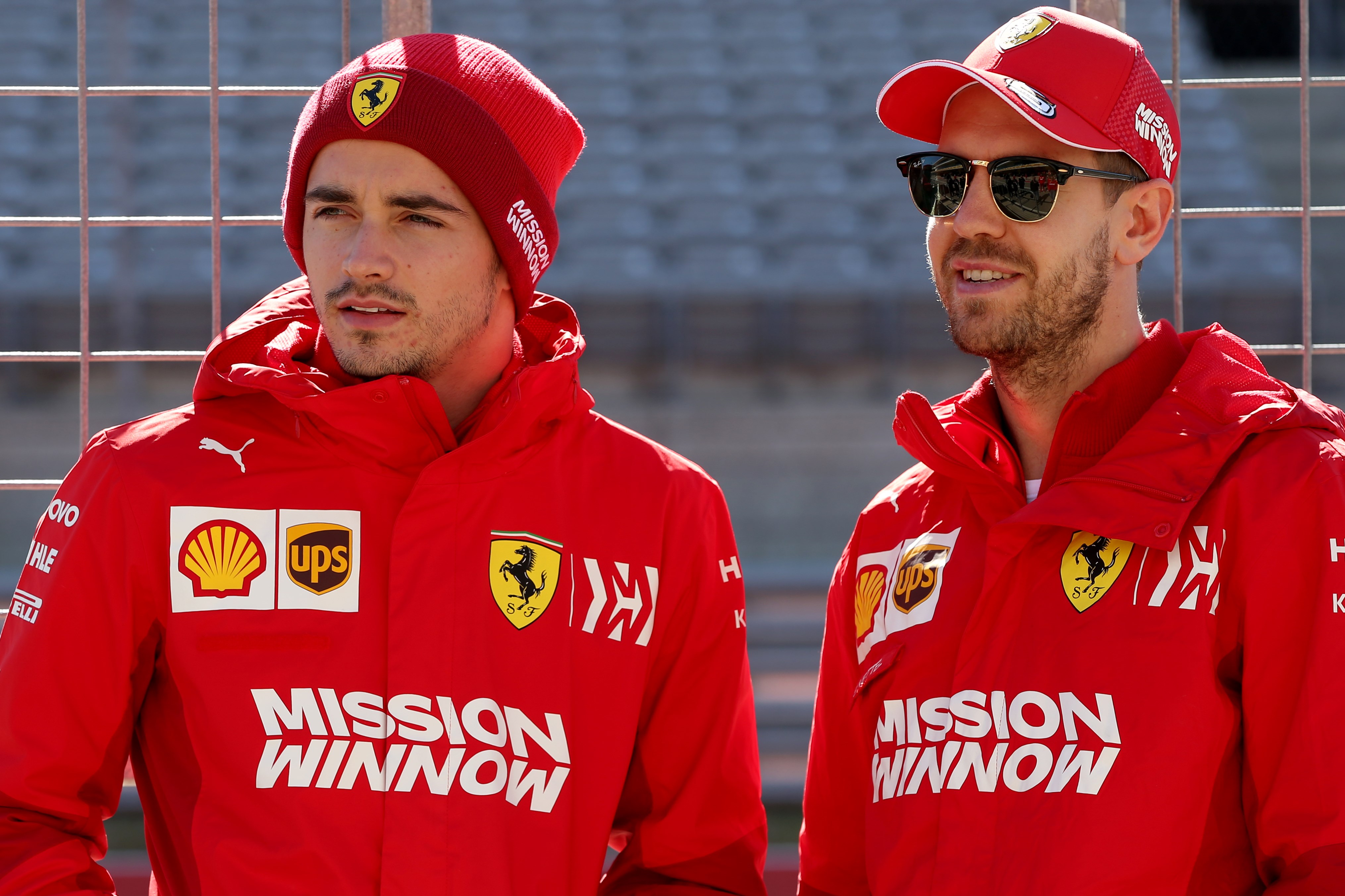 Charles Leclerc (kiri) dan Sebastian Vettel