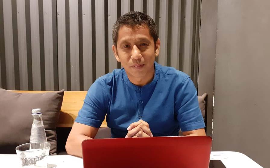 engamat politik dari Parameter Research Consultant, Edison Lapalelo.