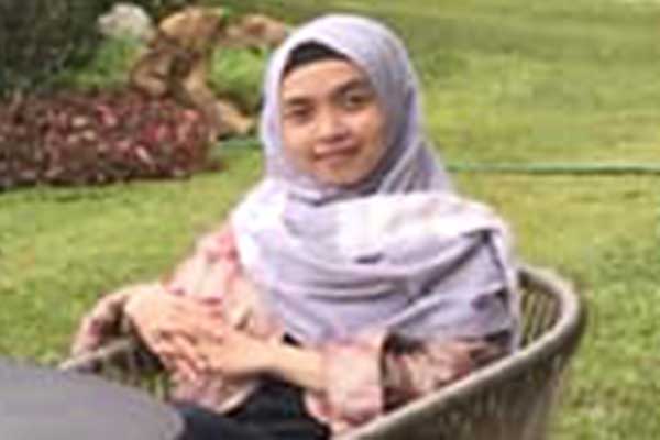 Meirisa Isnaeni, Staf Bahasa Media Indonesia