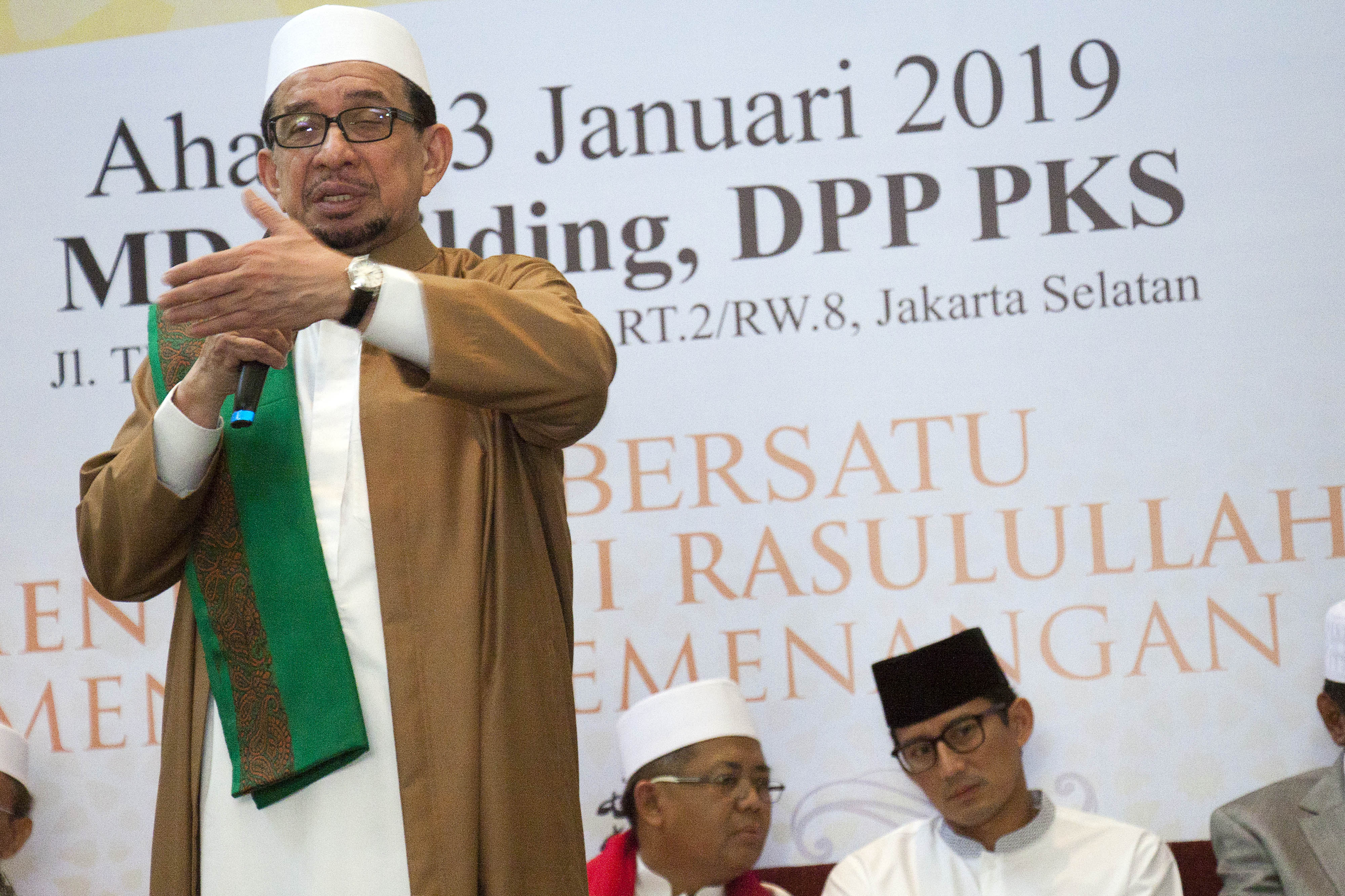 Ketua Majelis Syuro PKS Salim Segaf Al-Jufri (kiri) 