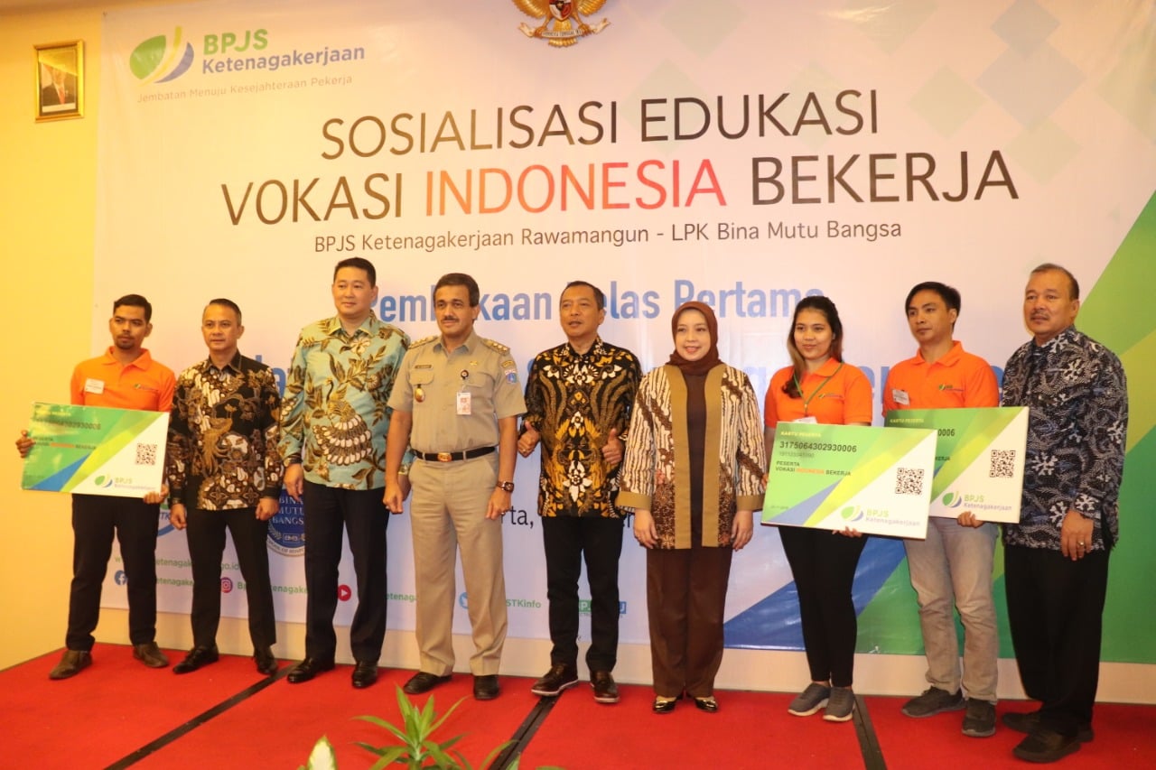  BP Jamsostek Cabang Rawamangun menyelenggarakan Pelatihan Vokasi Indonesia Bekerja di di Hotel MaxOne Rawamangun, Jakarta, Senin (25/11). 