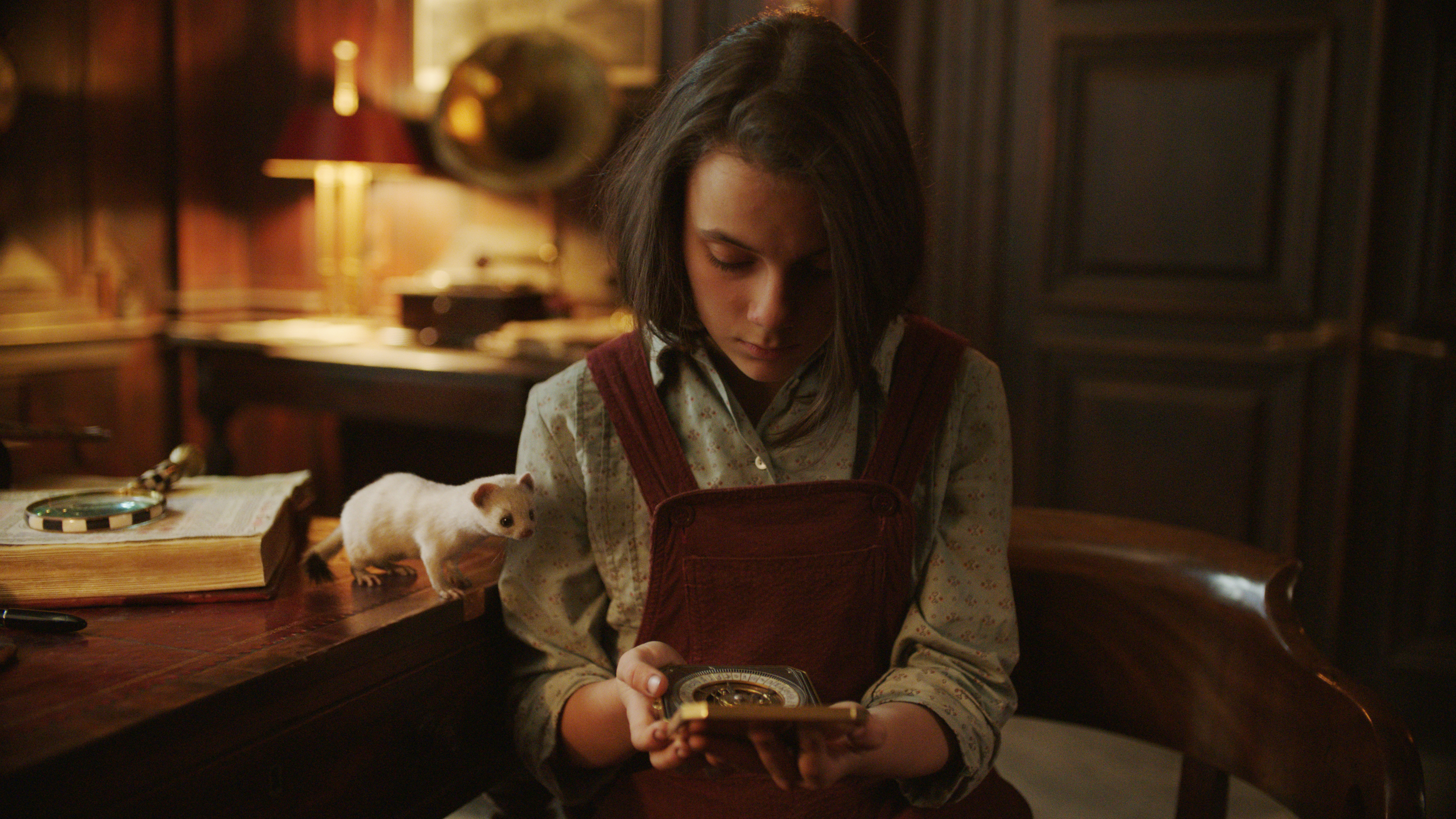 Salah satu cuplikan dalam serial His Dark Materials