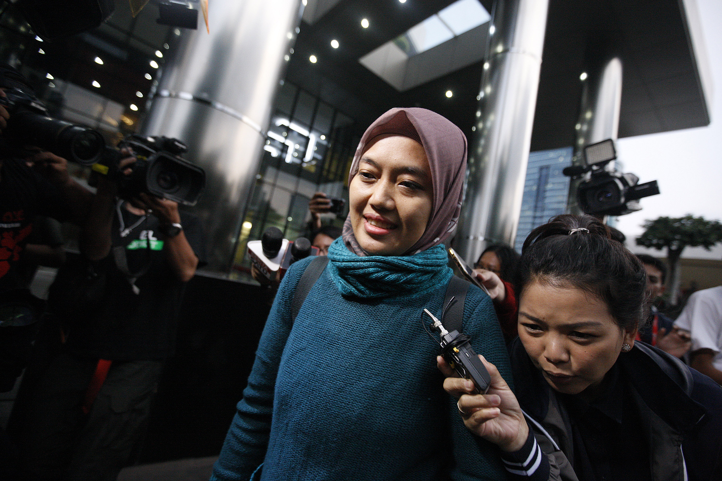 Wakil Gubernur Lampung Chusnunia Chalim usai diperiksa KPK