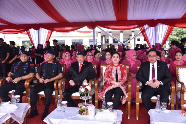 Ketua DPR RI Puan Maharani menghadiri Hari Ulang Tahun (HUT) ke-74 Korps Brimob di Mako Brimob Kelapa Dua, Depok. 