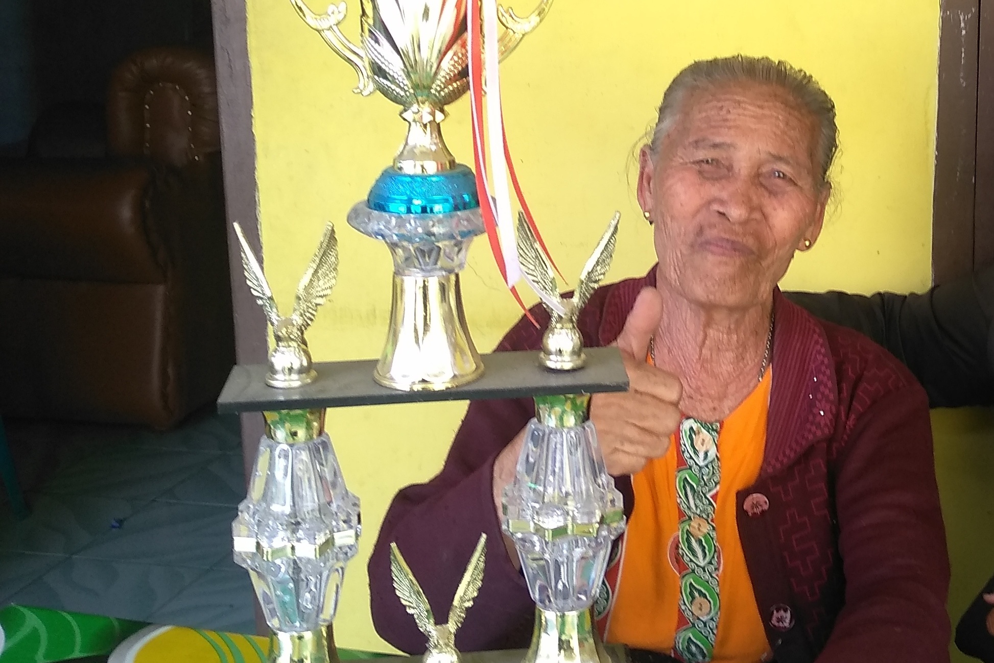 Kepala Desa Simbolon Purba, Rulia Simbolon