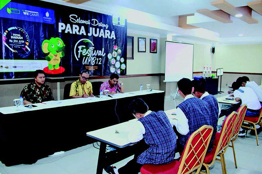 Kompetisi fisika, Perwakilan SMAN Cahaya Madani Banten di kompetisi fisika.