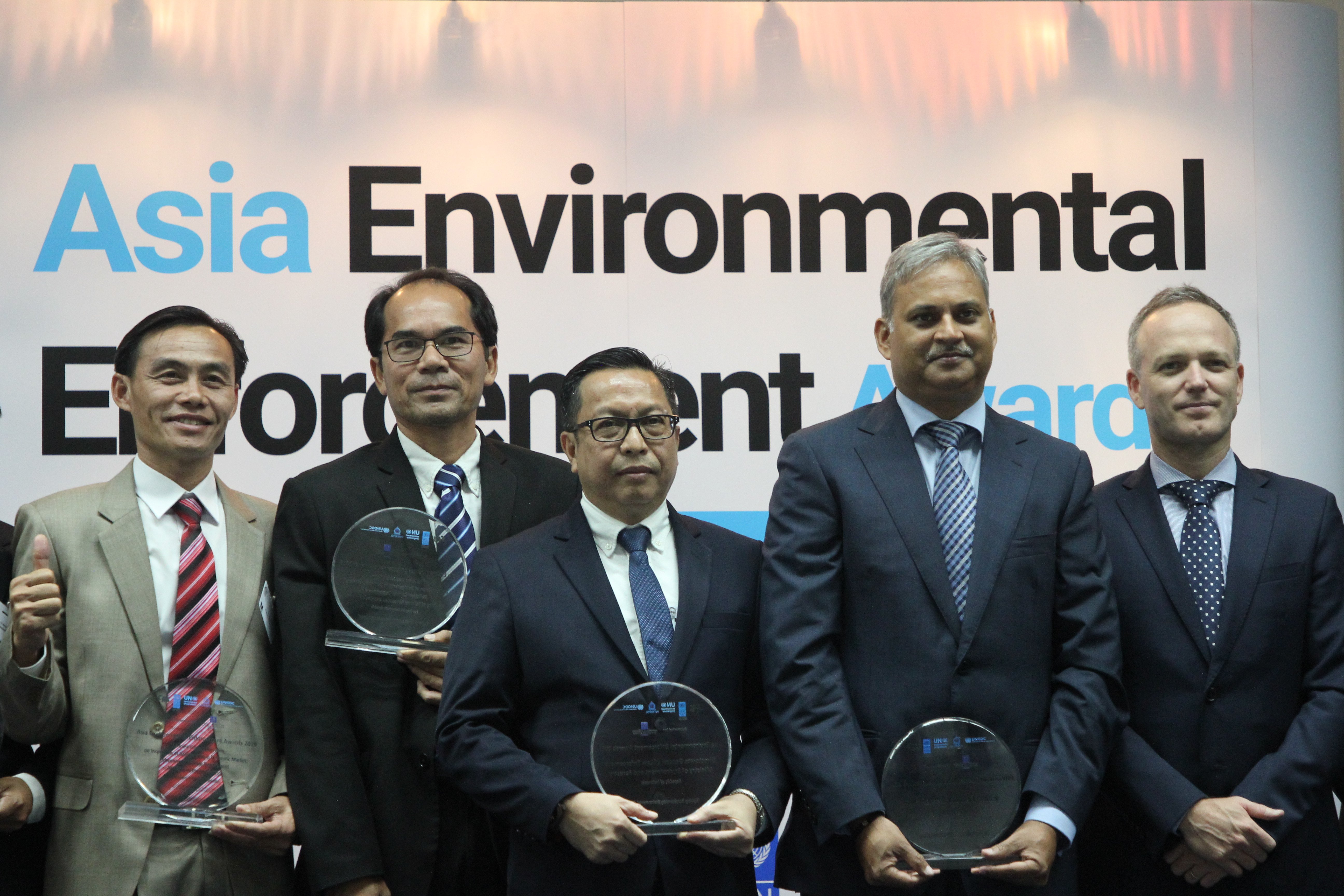 Tidak Ada Toleransi Sampah Ilegal