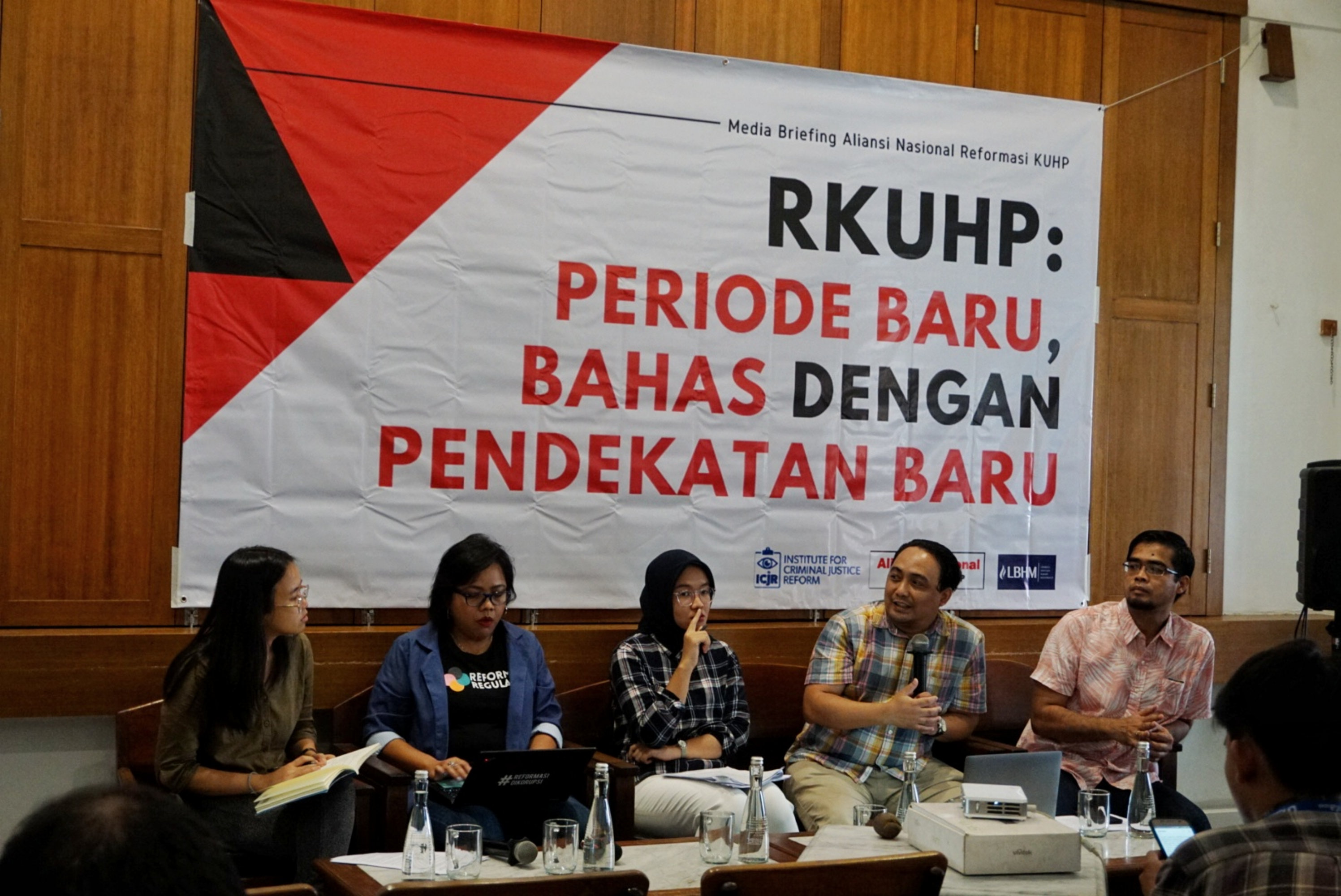Diskusi soal RKUHP di Jakarta, Minggu (17/11)