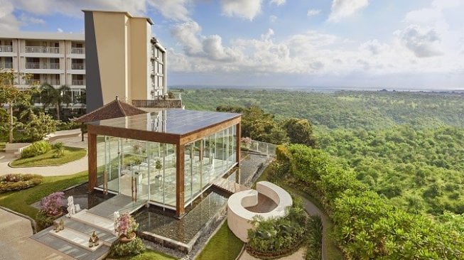 Menikmati Liburan Sembari Berbisnis di Ungasan, Bali