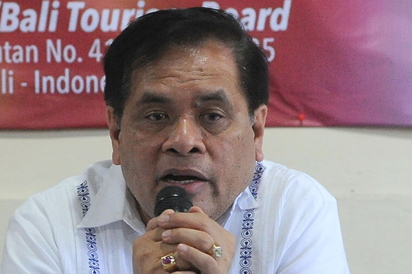 Duta Besar Indonesia untuk Tiongkok, Djauhari Oratmangun