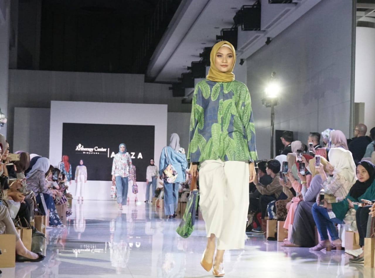  Aleza menampilkan ‘The Collaborators X Aleza Trunk Show’ di Jakarta. 