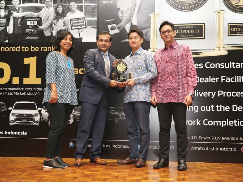 Mitsubishi Peringkat Pertama Kepuasan Penjualan dan Layanan