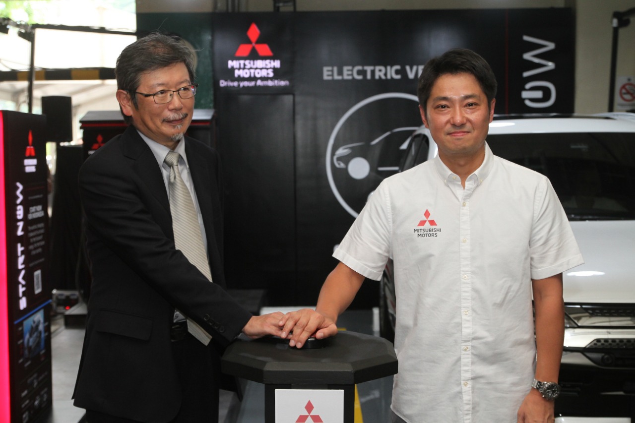 Mitsubishi Pasang Charger Mobil Listrik di Pusat Perbelanjaan
