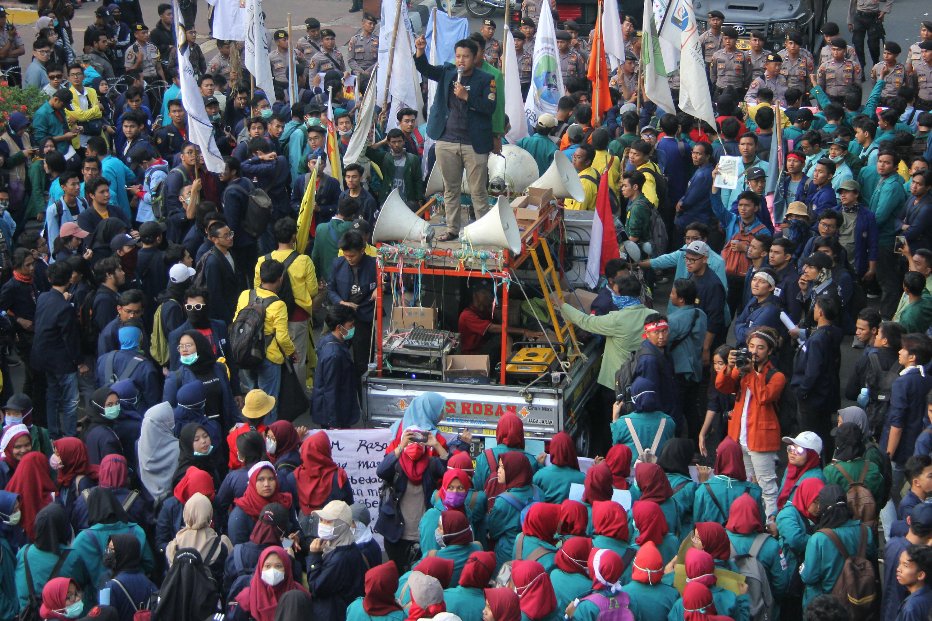 BEM SI saat menggelar unjuk rasa menuntut Perppu KPK, 21 Oktober lalu