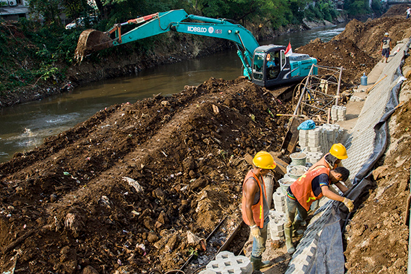 Normalisasi Kali Ciliwung