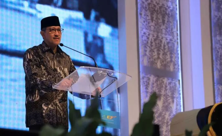 Deputi Gubernur BI Dody Budi Waluyo dalam pembukaan Sarasehan Pondok Pesantren dalam Pra- Indonesia Sharia Economic Festival (ISEF)  
