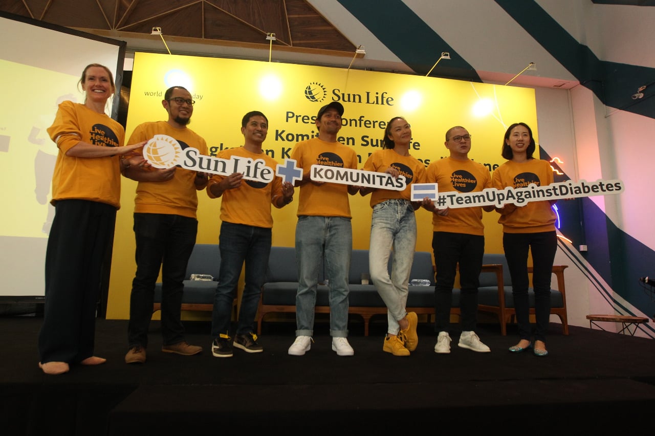Rangkaian kampanye Live Healthier Lives yang digelar Sun Life Indonesia di Jakarta.