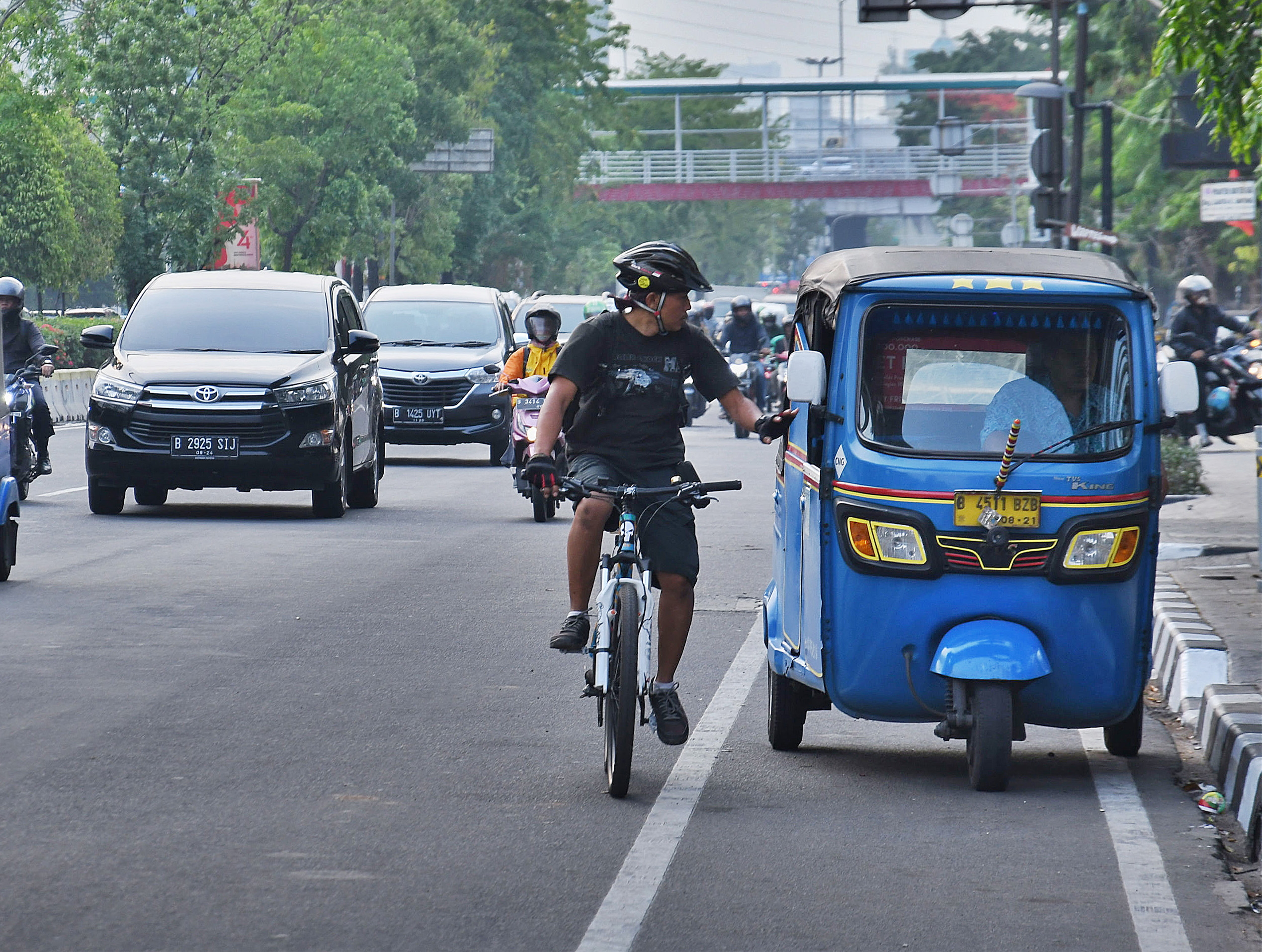 Anies Mau Bangun Kebiasaan Warga Jakarta Bersepeda