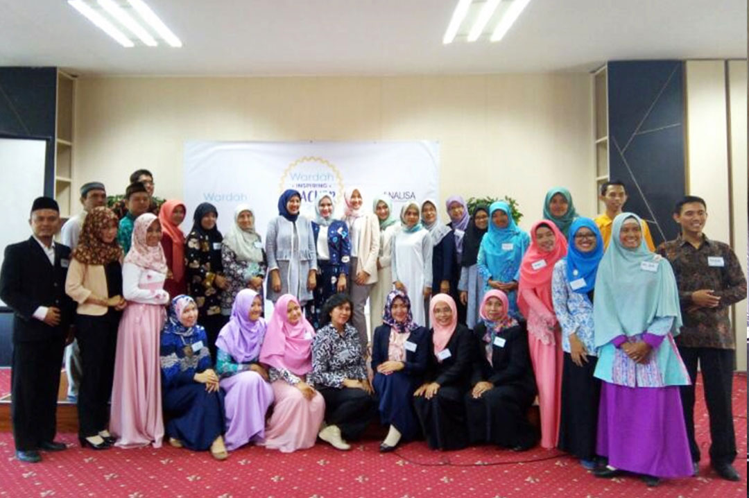 Wardah Ajak Masyarakat Apresiasi Guru Inspiratif