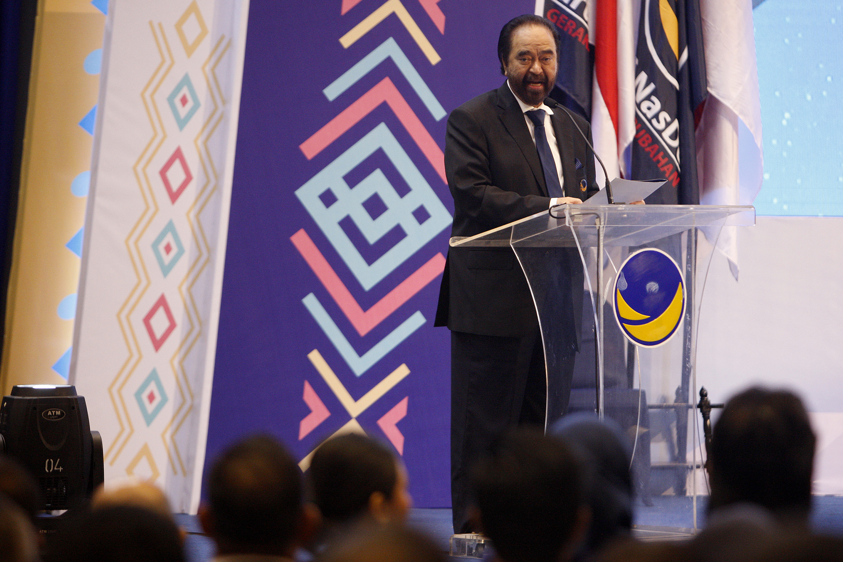 Ketua Umum Partai NasDem terpilih Surya Paloh menyampaikan susunan pengurus Partai NasDem yang baru dalam Kongres Ke-II Partai NasDem