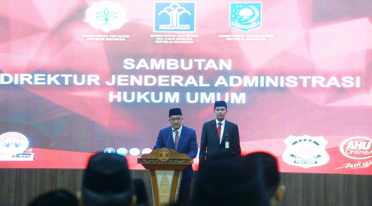 Dirjen AHU Kementerian Hukum dan Hak Asasi Manusia Cahyo R Muhzar saat memberikan sambutan