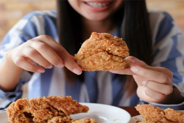 Sering Makan Gorengan, Awas Kena Alzheimer