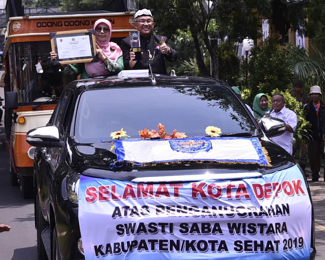 Pemkot Depok Terima Penghargaan Kota Sehat 2019