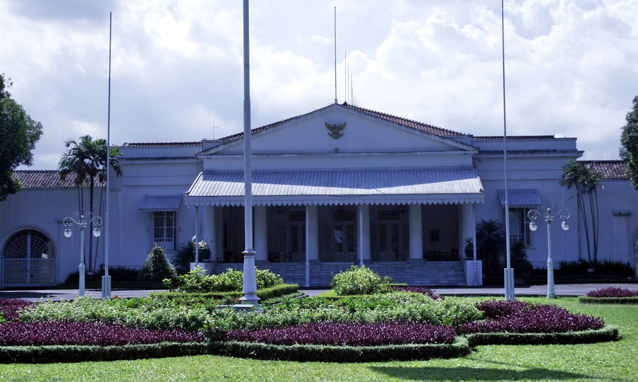 Gedung Pakuan yang merupakan rumah dinas Gubernur Jawa Barat