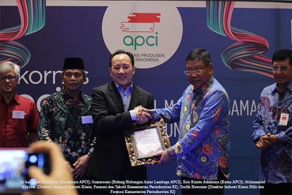 APCI Bahas Strategi Menguasai Pasar Cat Lokal