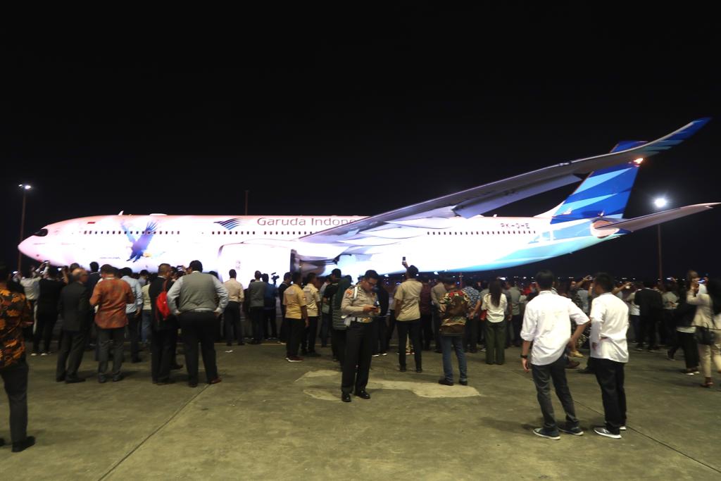 Pesawat terbaru milik Garuda Indonesia, Airbus A330-900 neo