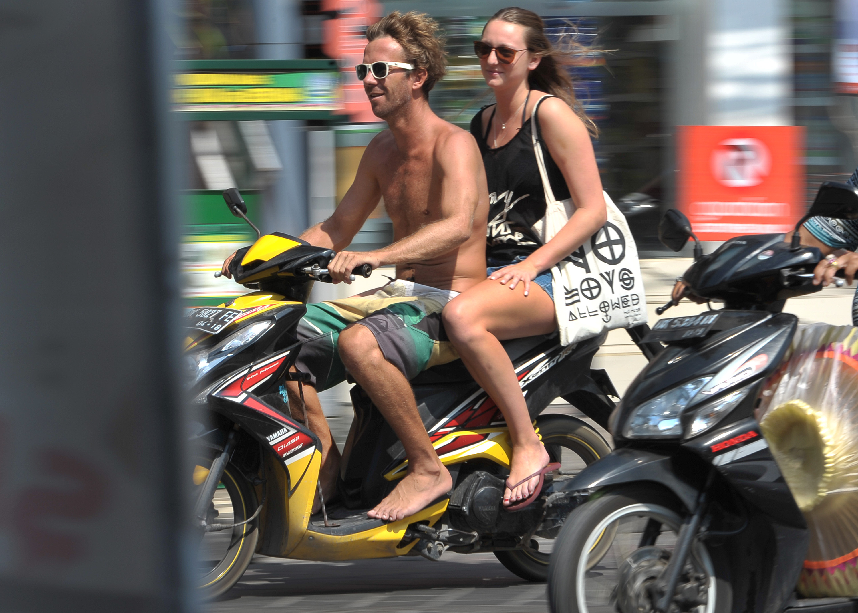 Turis asing di Bali langgar aturan