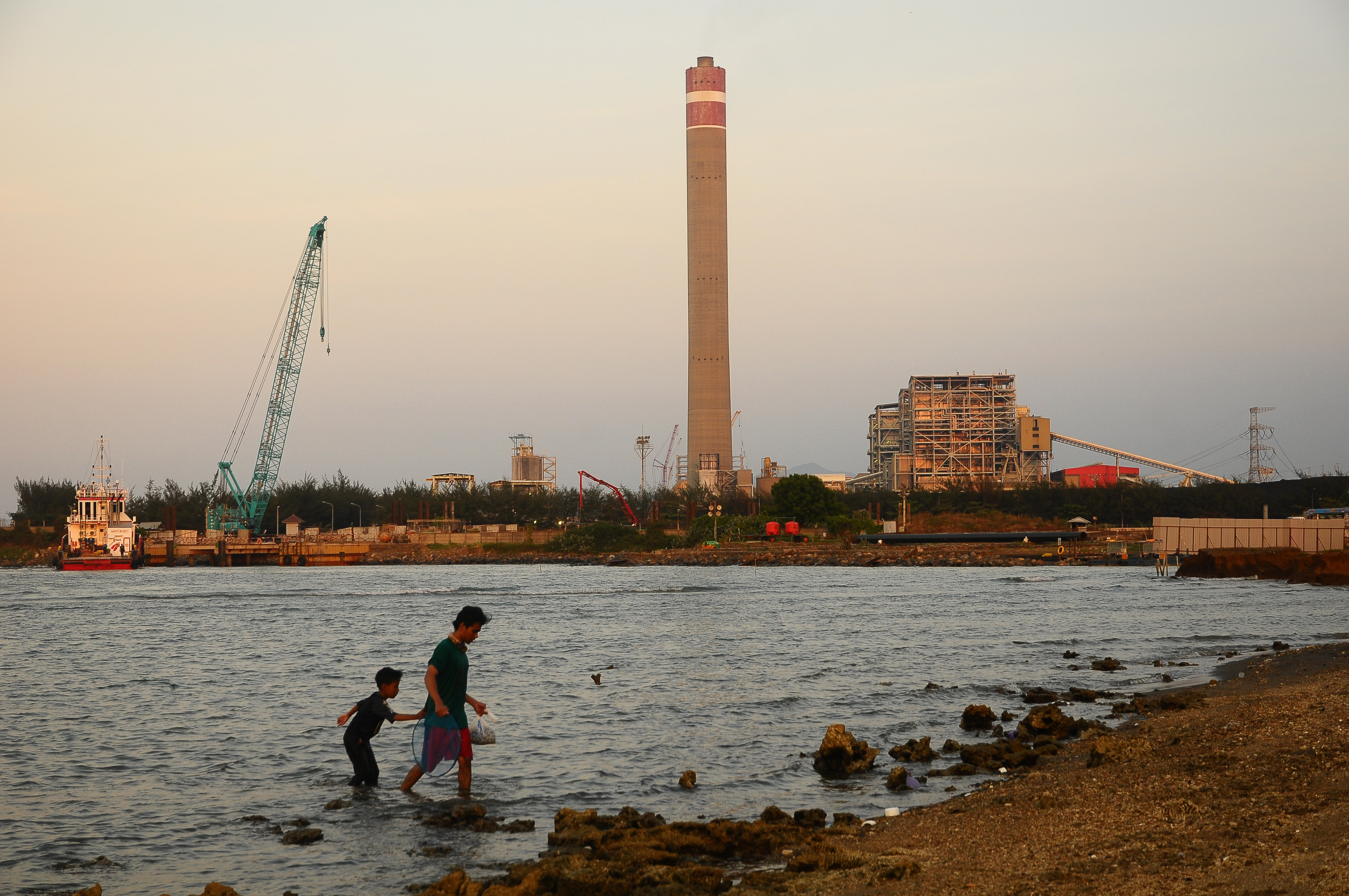 PEMBANGUNAN PLTU TANJUNG JATI B JEPARA