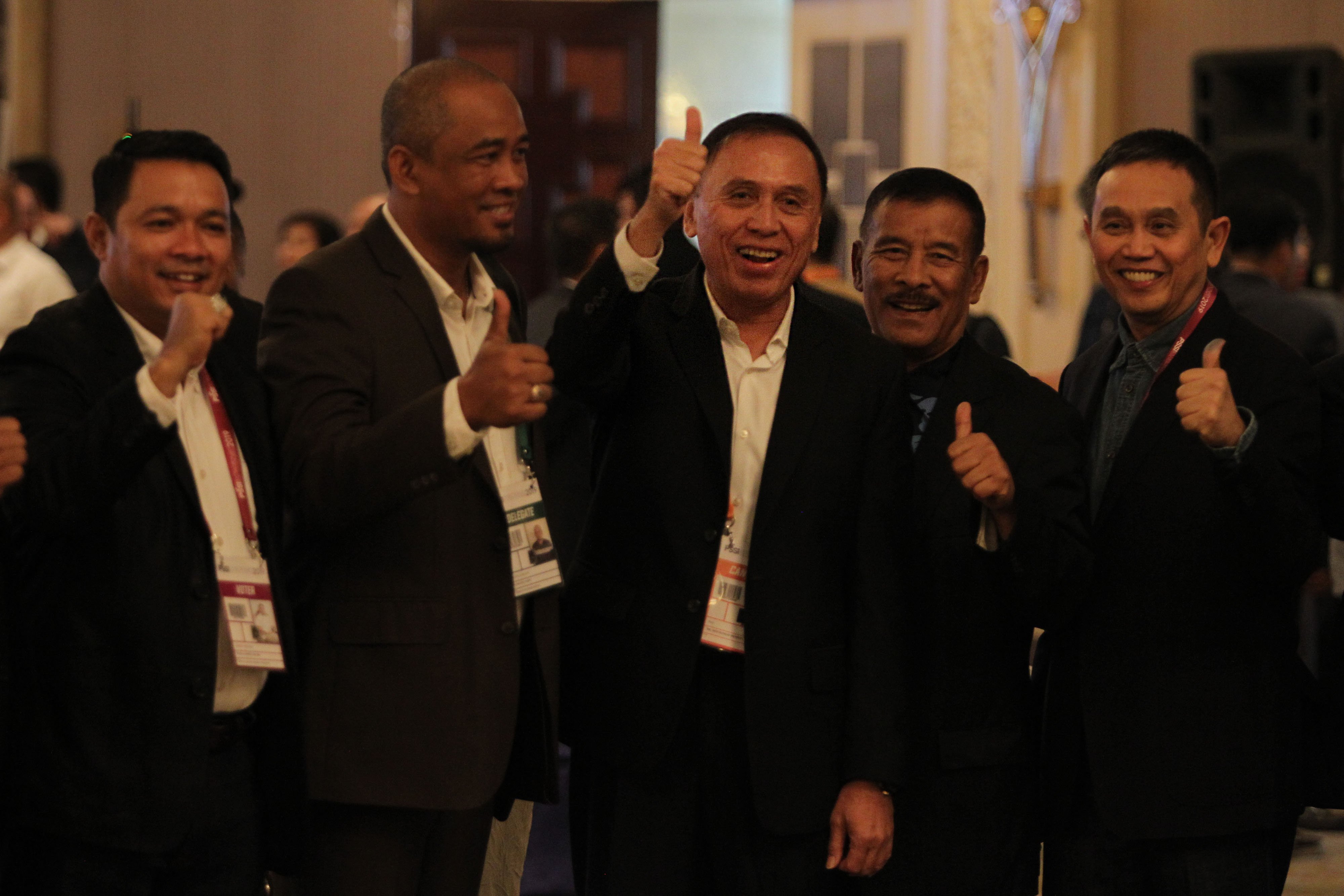 Gianni mengaku berjanji akan mengagendakan waktu untuk berkunjung ke Indonesia dan bertemu dengan Iwan Bule.