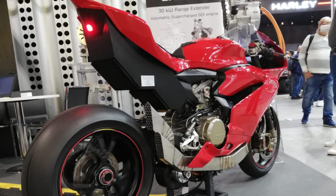 Ducat Panigale gubahan Efesto yang jadi motor hybrid