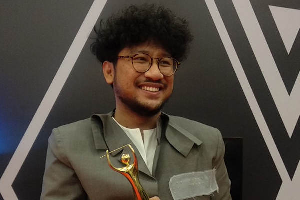 Kunto Aji Mantra Mantra, Idealisme dan Pasar yang Beriring