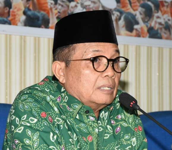 Gubernur Jambi Fachrori Umar