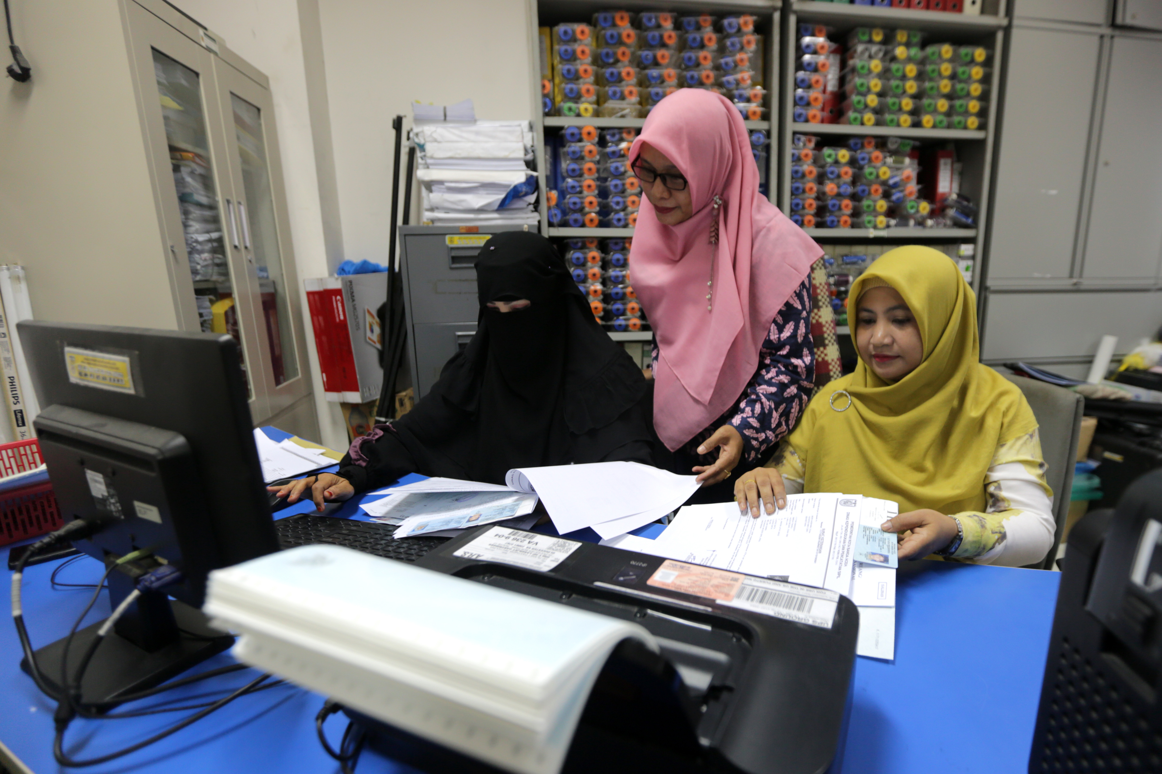 PENGGUNAAN CADAR DI INSTANSI PEMERINTAH