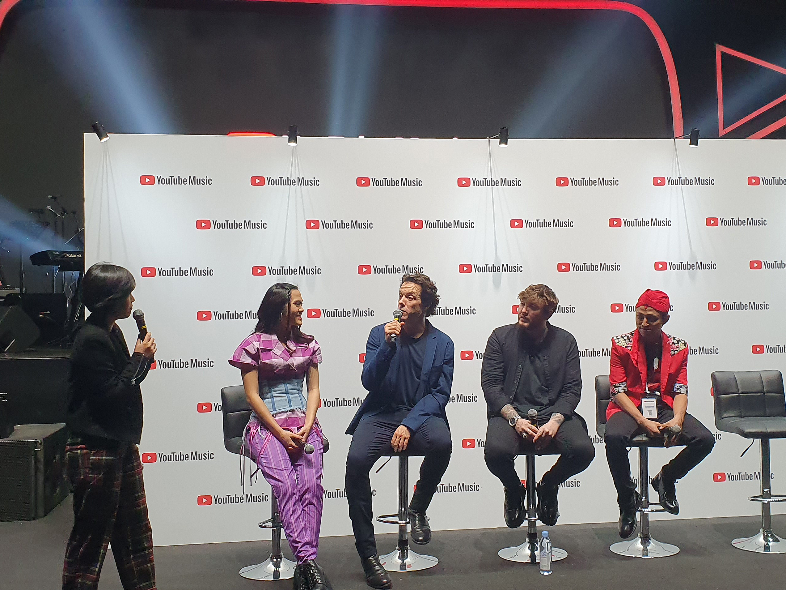 Suasana peluncuran YouTube Music di Jakarta, Rabu (20/11).