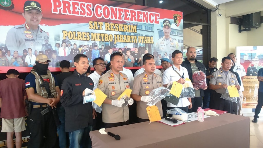 Kapolres Jakarta Utara Kombes Budhi Herdi Susianto memberi penjelasan mengenai tawuran di Sunter, Jakarta Utara.