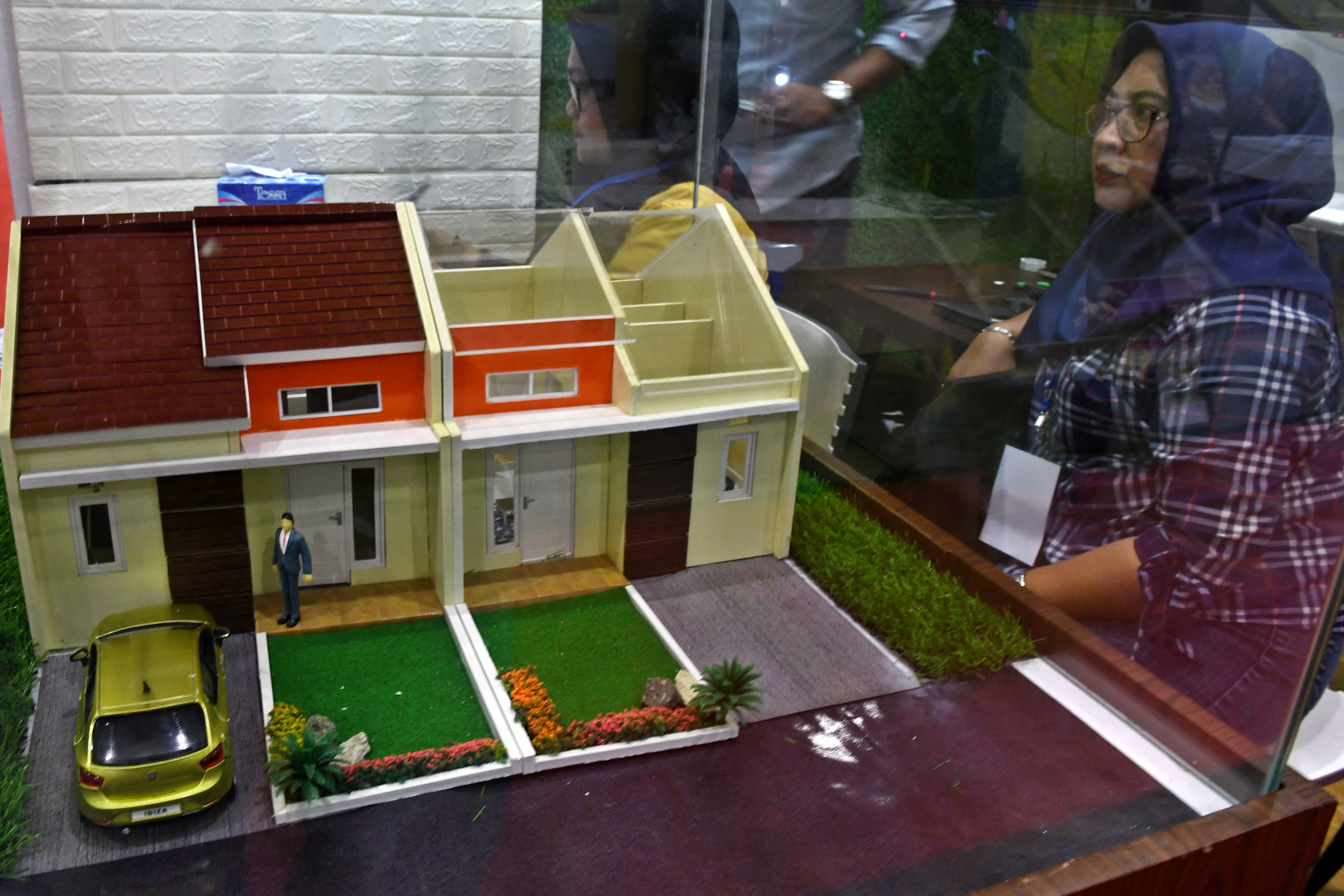 DP KREDIT RUMAH MBR DITURUNKAN