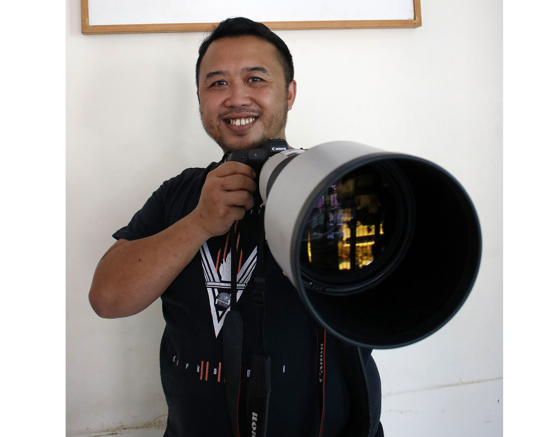 FOTOGRAFER PANGGUNG ARDIANTO